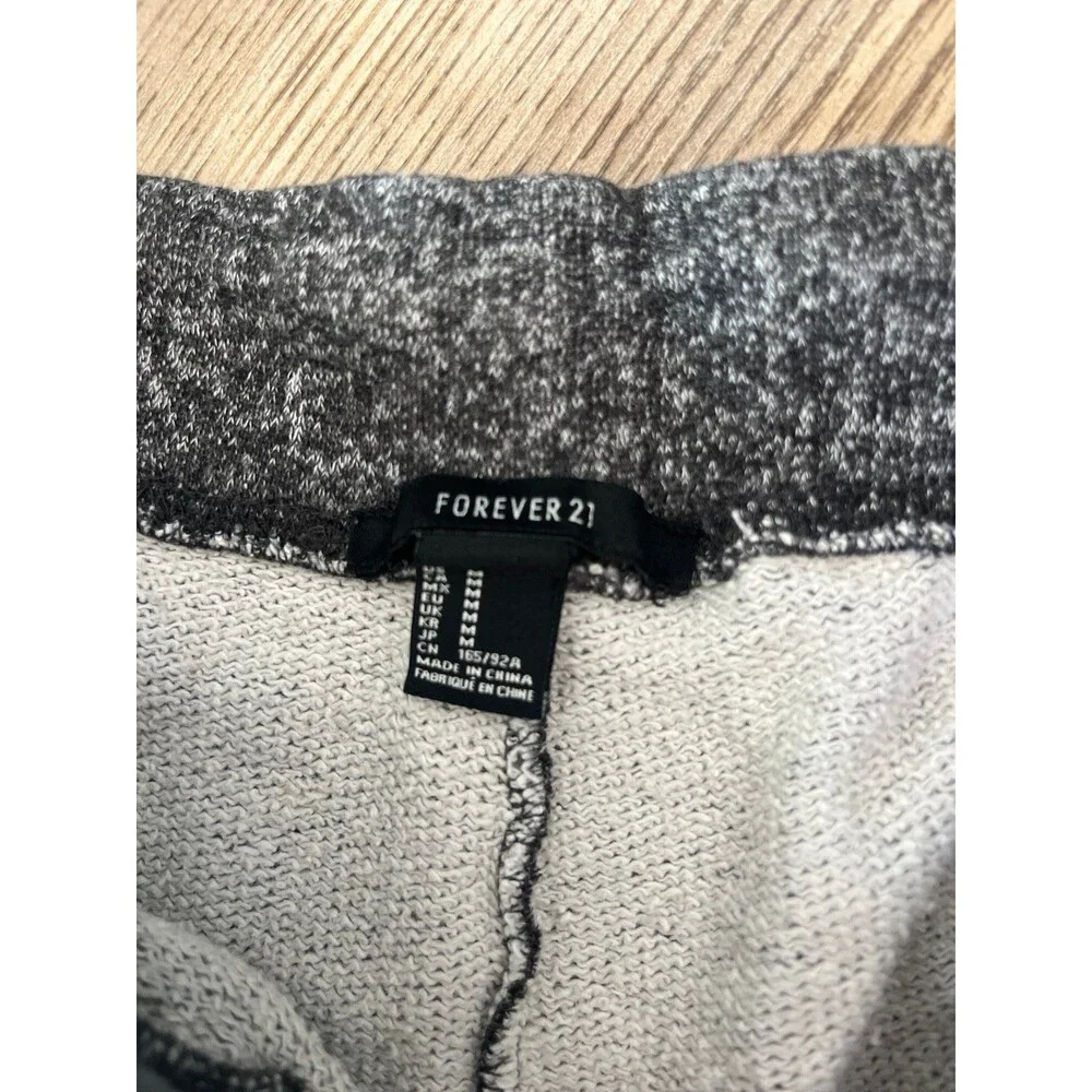 Pants - Picture 2 of 4